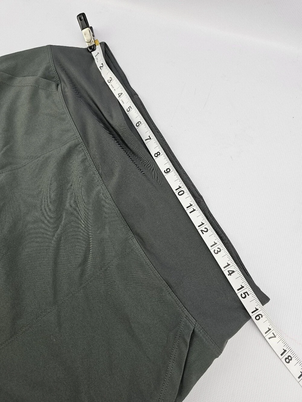 Patagonia Women's Cinch Tech Fishing Skort Size Gray Green Size Medium